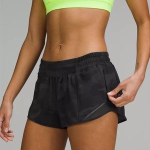 RARE camo lulu hottie hot shorts